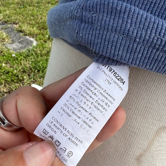 Unbranded Women's Pearl Embellished Round Neck Tee Size S - Picture 5 of 5